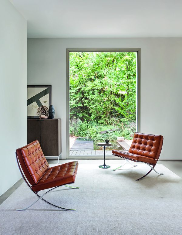 Knoll_Barcelona-Relax-Chairs