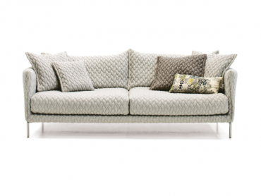 Moroso-Gentry-by-Patricia-Urquiola