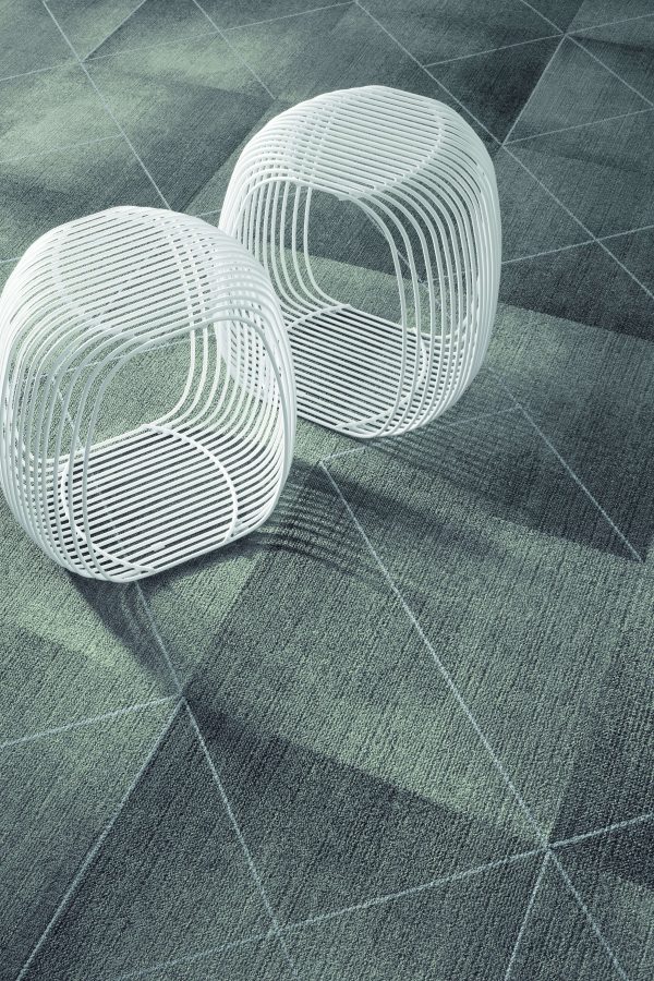 TRIANGULAR_PATH-TAILOR_MADE-DETAIL-CMYK