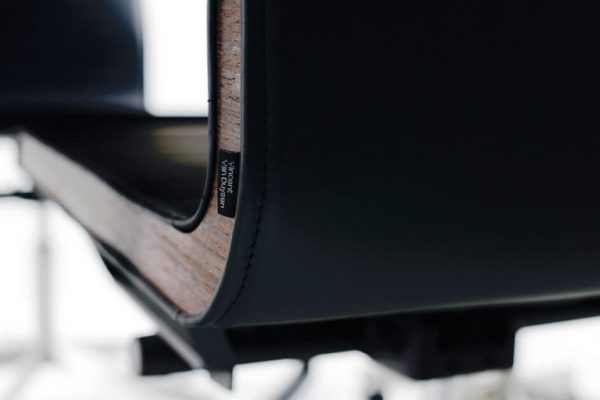VVD-Chair