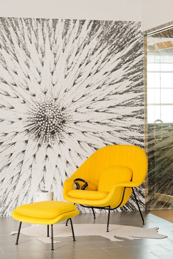 knollEero-Saarinen-Womb-Chair