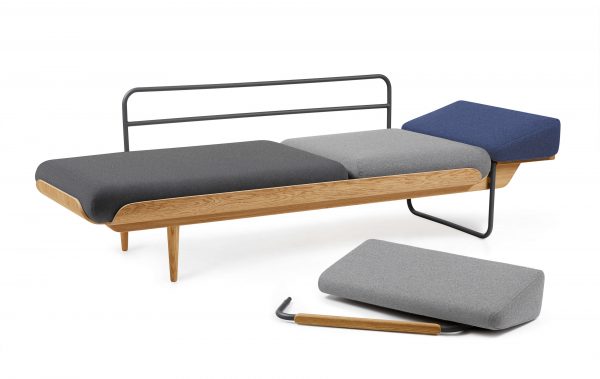 tabanda_nap_daybed_blue_fs_open-copy