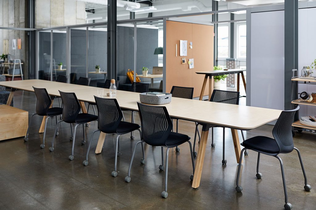 ELASTYCZNOŚĆ I MOBILNOŚĆ AQINA Rockwell Unscripted Sawhorse Knoll