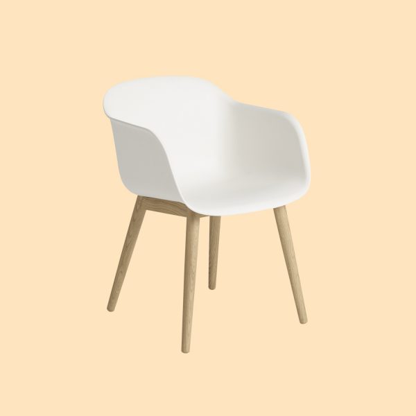 1690-fiber-armchair-wood-base-natural-whiteoak-packshot