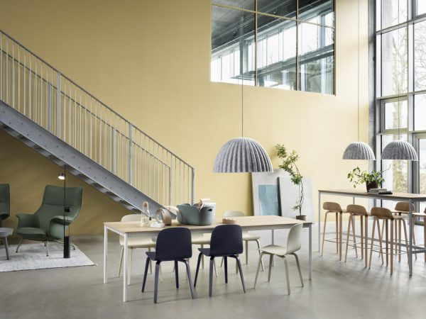 muuto-visu-chair-lifestyle-image
