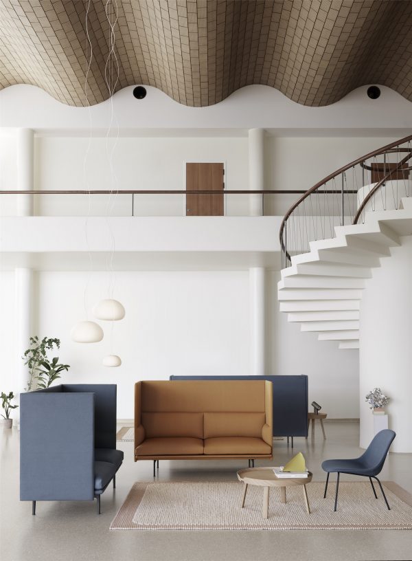 Outline-highback-pebble-fiber-lounge-around-fluid-beam-muuto-org_(150)