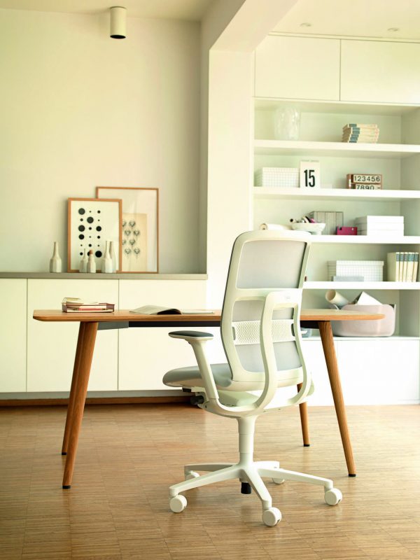 Wilkhahn AT chair - Aqina